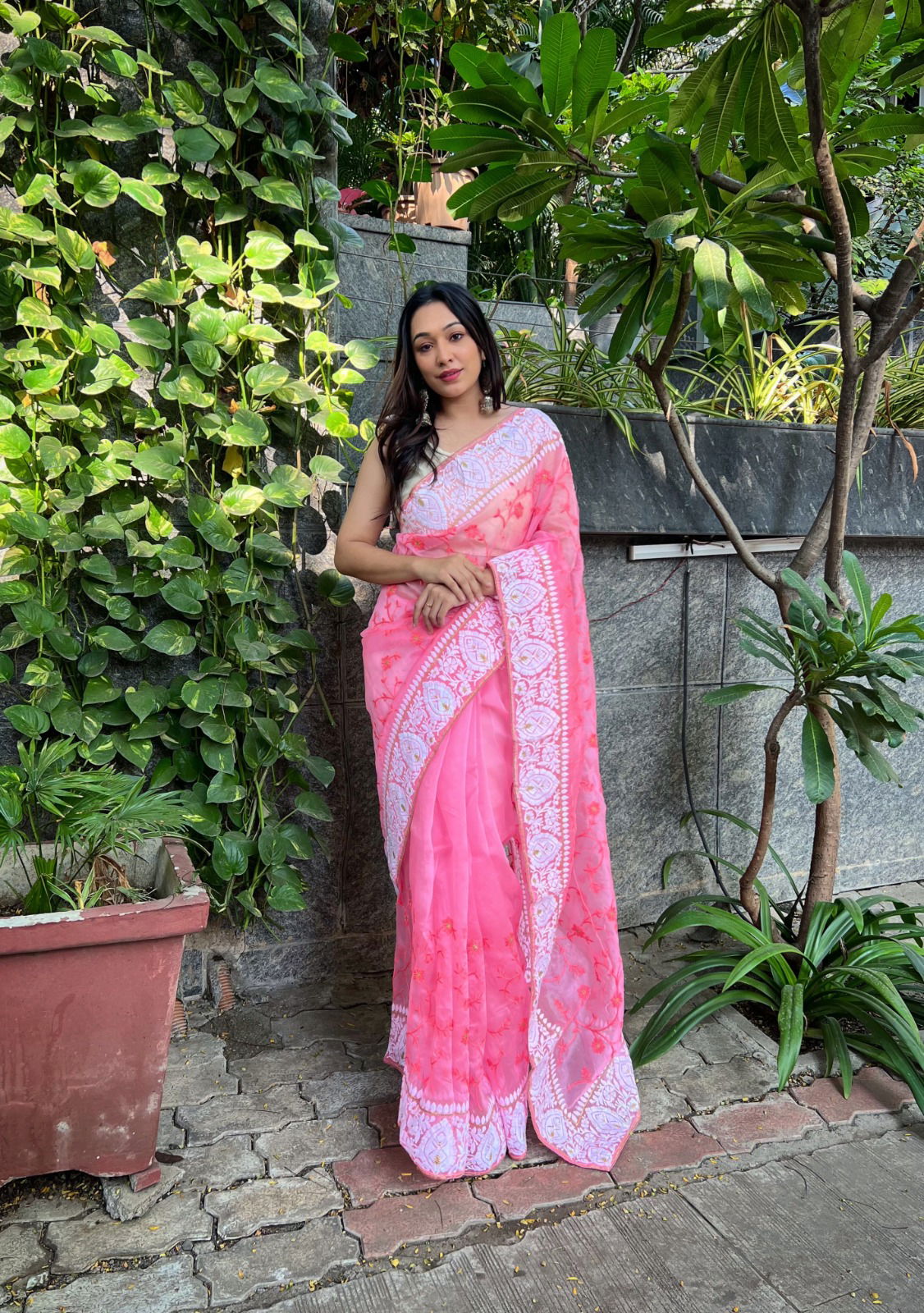 Saavi 01 Designer Party Wear Sarees Catalog
